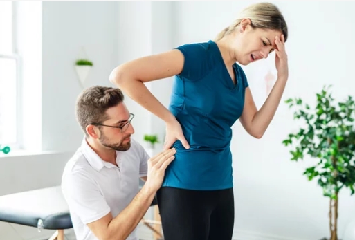 How Physical Therapy Helps with Hip Pain